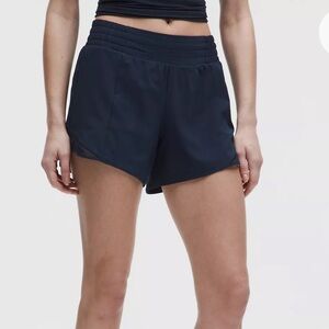 Hotty Hot High-Rise Lined Short 4" in True Navy